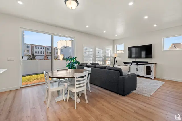 683 E Verdant Dr, Eagle Mountain, UT 84005 - #3