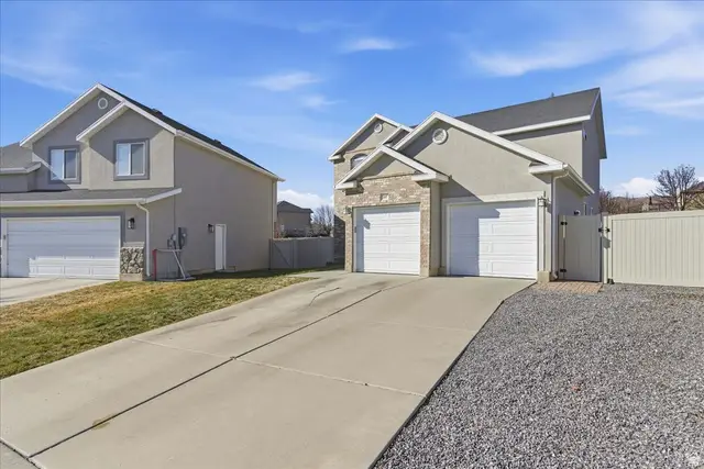 427 W Cinnamon Cir, Saratoga Springs, UT 84045 - #3