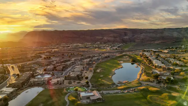 4981 N Escapes Dr, Saint George, UT 84770 - #2