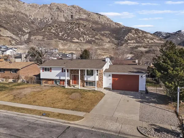 2946 N 1350 E, North Ogden, UT 84414