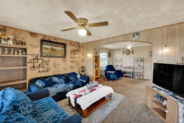 1017 W 300 S, Salt Lake City, UT 84104 - #3