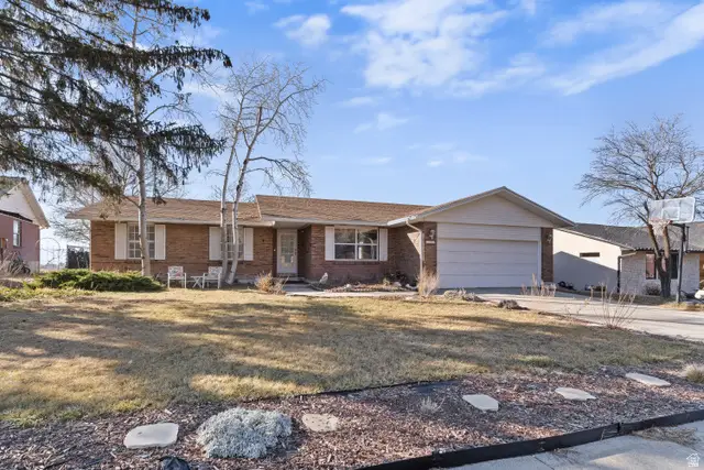 8760 S Rustler Rd E, Cottonwood Heights, UT 84093 - Image #3