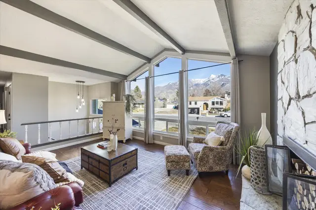 9472 S Fox Hunt Dr, Sandy, UT 84092 - Image #3