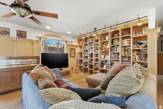 1133 E Wright Way, Sandy, UT 84094 - Image #1