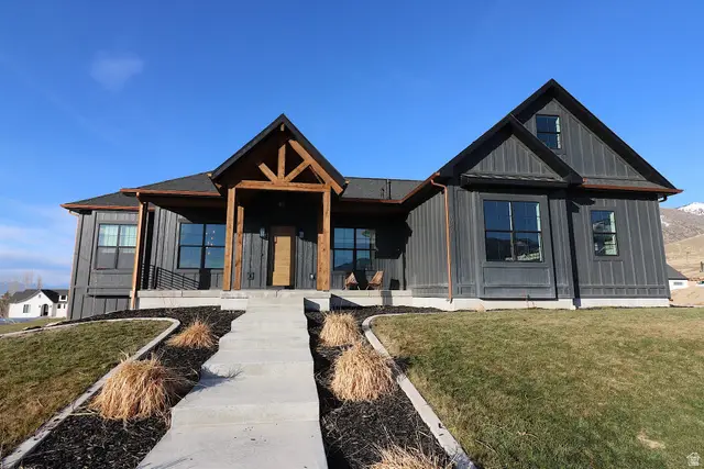 1087 E 160 N, Hyde Park, UT 84318 - #2