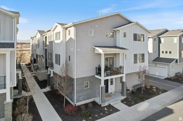 15196 S Wild Horse Way, Bluffdale, UT 84065