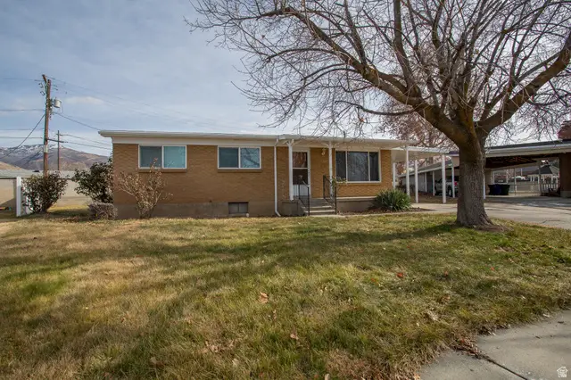 332 N 300 W, Bountiful, UT 84010 - #1