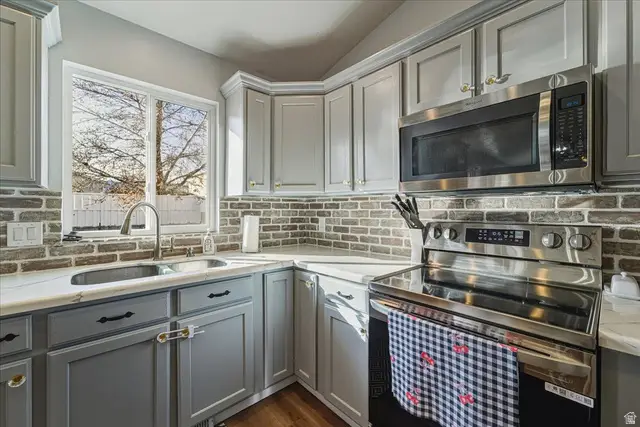 472 E 1420 N, Tooele, UT 84074 - #3