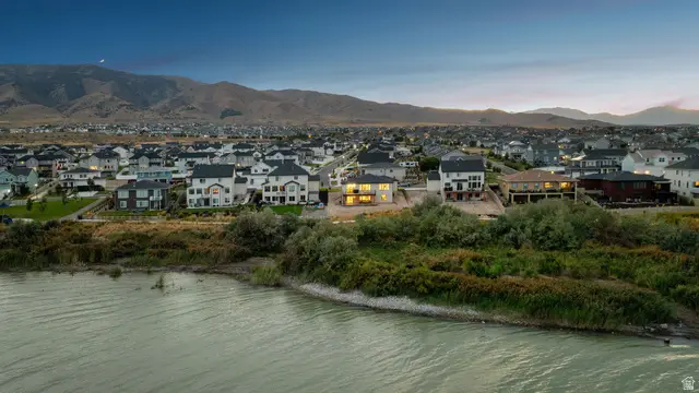 2812 S Greenhead Dr, Saratoga Springs, UT 84045 - Image #2