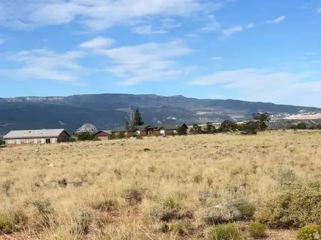 829 E 200 N, Torrey, UT 84775 - #2