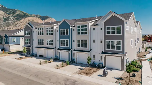 247 E 1850 N #2, North Ogden, UT 84414 - Image #2