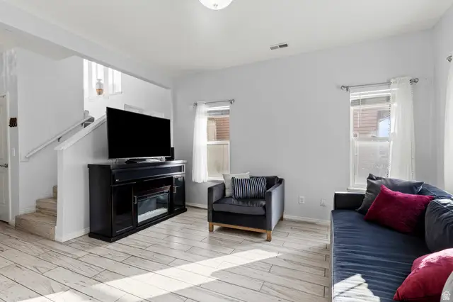 1521 N 420 W #104, Logan, UT 84341 - #3