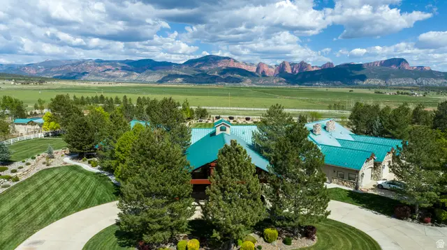 622 E Highway 144, New Harmony, UT 84757 - #2