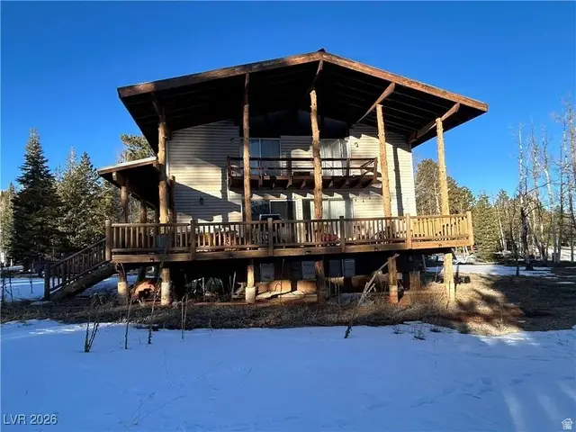 1330 W Strawberry Point Rd, Duck Creek Village, UT 84762 - #3