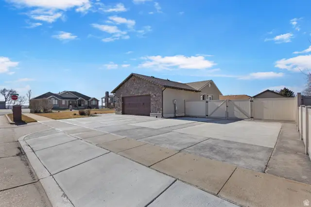 5581 S 100 W, Washington Terrace, UT 84405 - Image #3