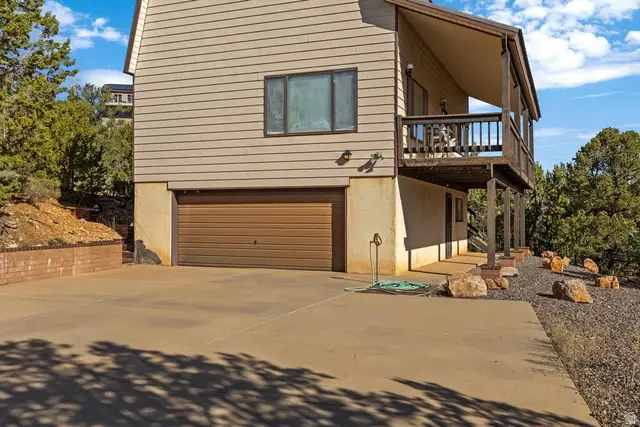 375 Hillcrest Cir, Central, UT 84722 - #2