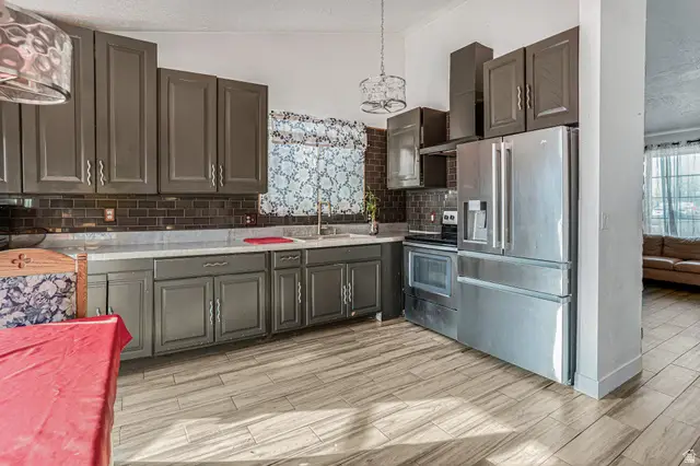 1071 Amiga Dr W, Salt Lake City, UT 84104 - #3