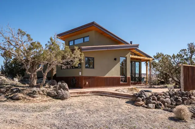 915 W Utah State Hwy 12 Hwy, Boulder, UT 84716 - Image #3