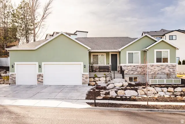 594 E Spruce Glen Rd, Murray, UT 84107 - Image #1