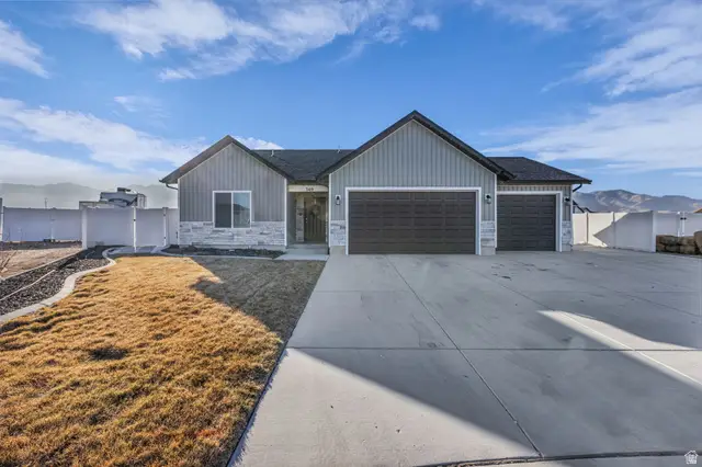 340 S Amber Dr, Grantsville, UT 84029 - Image #1