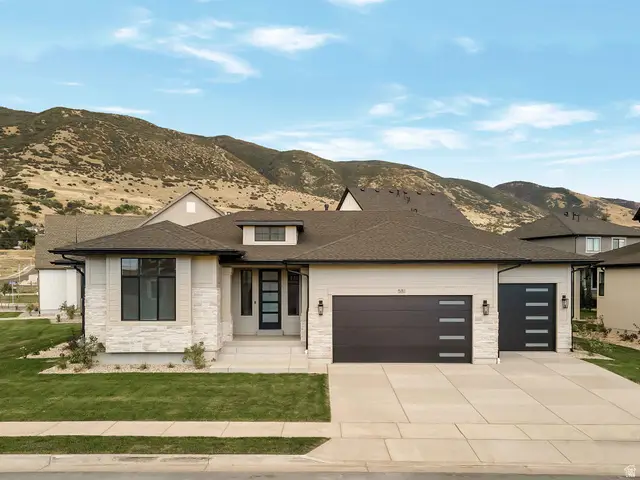 581 W Summerhill Ln N, Centerville, UT 84014 - #1