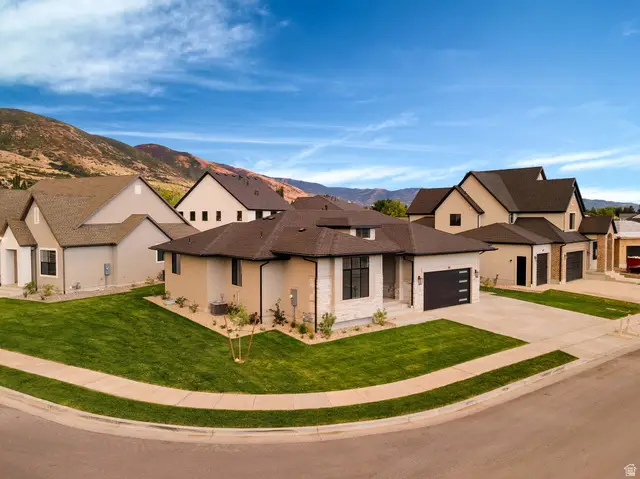 581 W Summerhill Ln N, Centerville, UT 84014 - #2