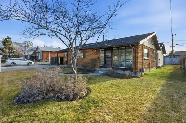 1062 E Diamond Way, Sandy, UT 84094