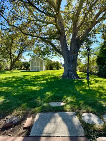 571 E Ben Lomond Ave, South Ogden, UT 84403 - Image #2