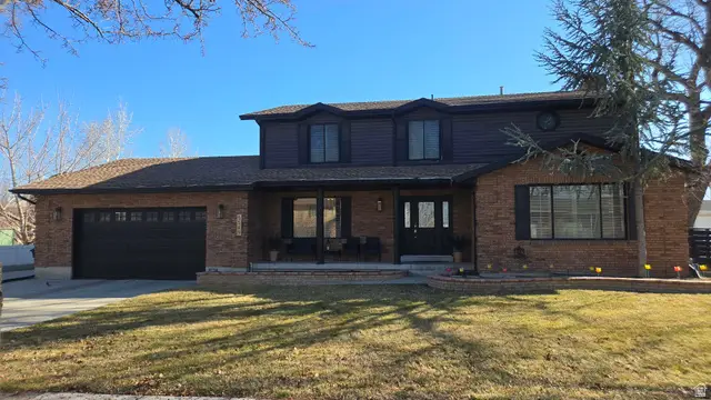 5549 S Applevale Dr, Murray, UT 84123 - Image #2