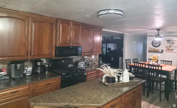 3800 S 1900 W #113, Roy, UT 84067