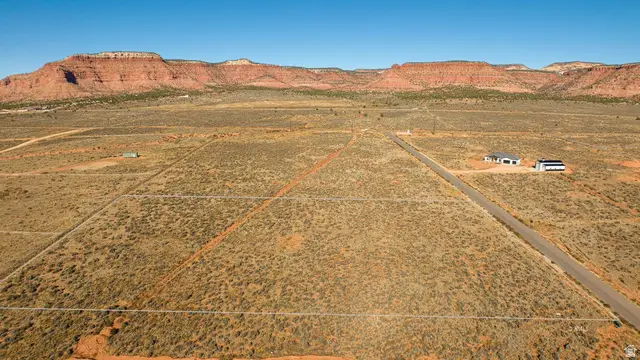 11 Crimson Rd E #11, Kanab, UT 84741 - #3