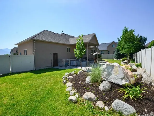 12472 S Freedom Hill Way, Herriman, UT 84096 - Image #3