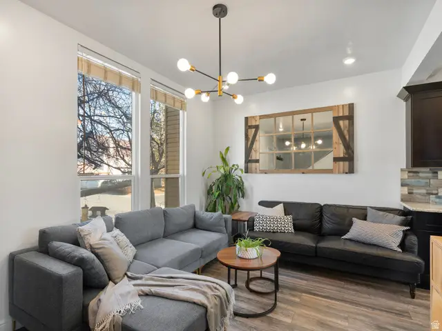 776 E Gables St, Midvale, UT 84047 - Image #2