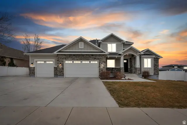 3208 W 10540 S, South Jordan, UT 84095 - #2