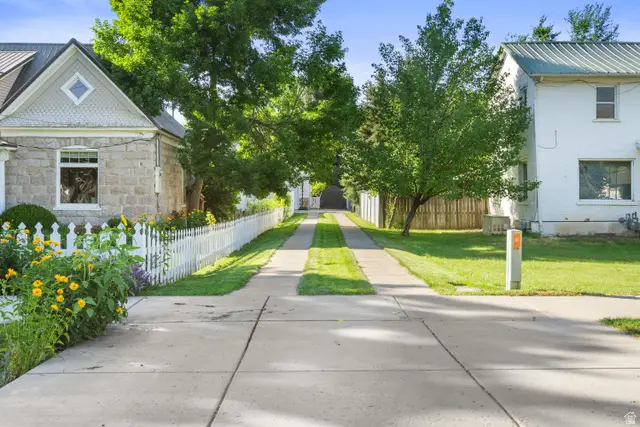 136 W Young St, Morgan, UT 84050 - #2