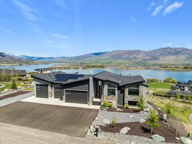 6260 E Hawks Ln, Huntsville, UT 84317 - #3