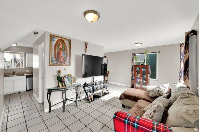 4598 W 3100 S, West Valley City, UT 84120 - #3