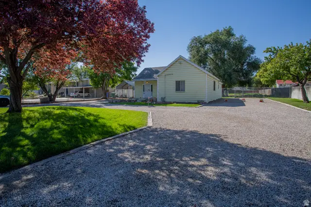 8686 S Temple Dr W, West Jordan, UT 84088 - #2