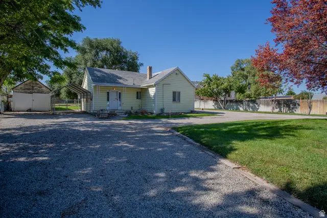 8686 S Temple Dr W, West Jordan, UT 84088 - #3