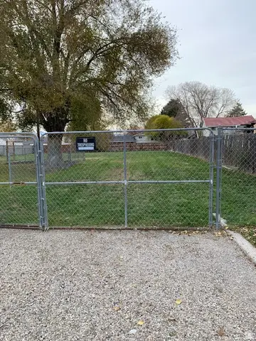 8686 S Temple Dr, West Jordan, UT 84088 - #3