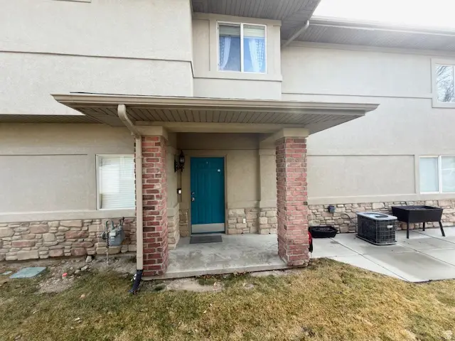 4896 W Aspen Springs Dr, Riverton, UT 84096 - #2