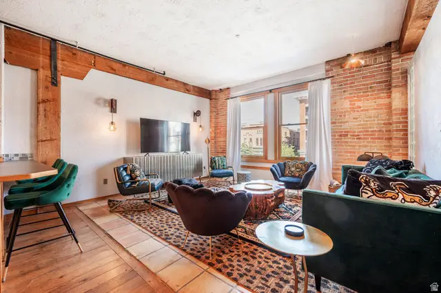 327 W 200 S #208, Salt Lake City, UT 84108 - #2