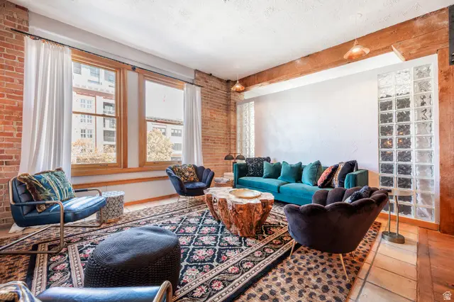 327 W 200 S #208, Salt Lake City, UT 84108 - #3