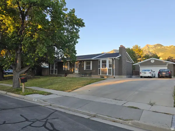 9457 S Fox Hunt Dr #49, Sandy, UT 84092