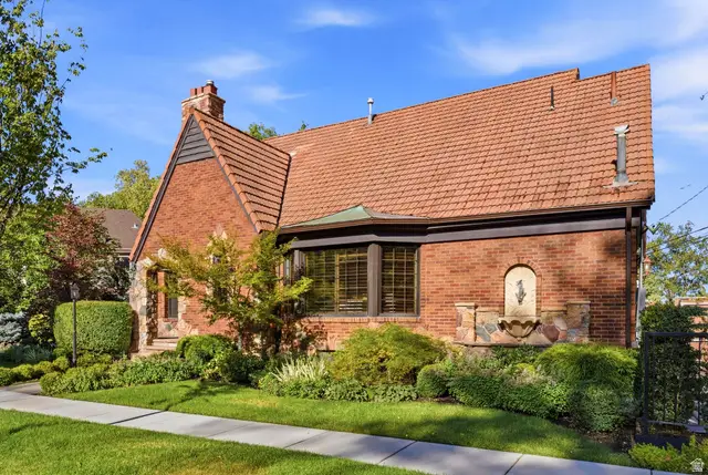 29 N Wolcott St, Salt Lake City, UT 84103 - #2
