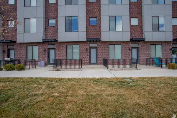 25 E Center St N #61, North Salt Lake, UT 84054