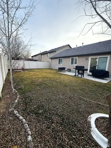 1042 N Skipton Dr W, North Salt Lake, UT 84054 - #2