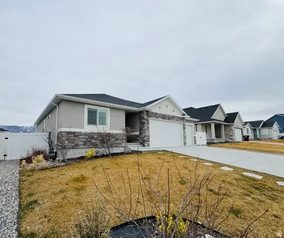 1118 N 300 W, Tooele, UT 84074 - #2