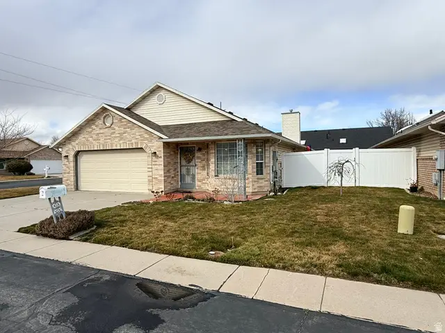 748 W 4075 S, Riverdale, UT 84405 - #2