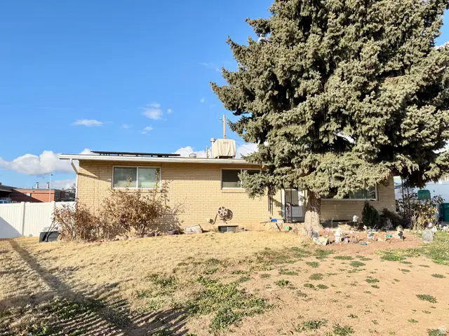 1127 E 1050 S, Clearfield, UT 84015 - #2